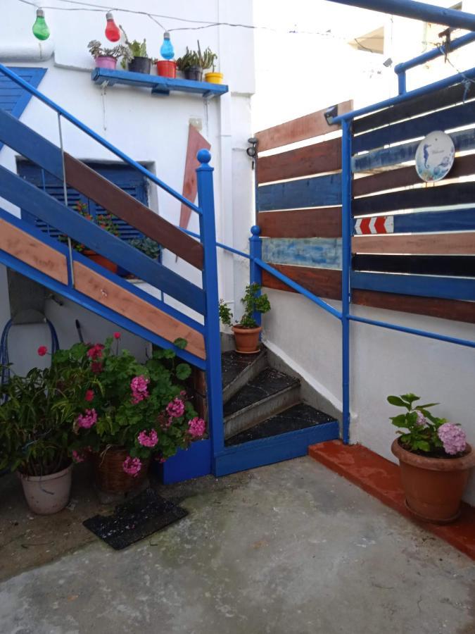 Holiday home 2-bedroom Blue & White House With Garden And