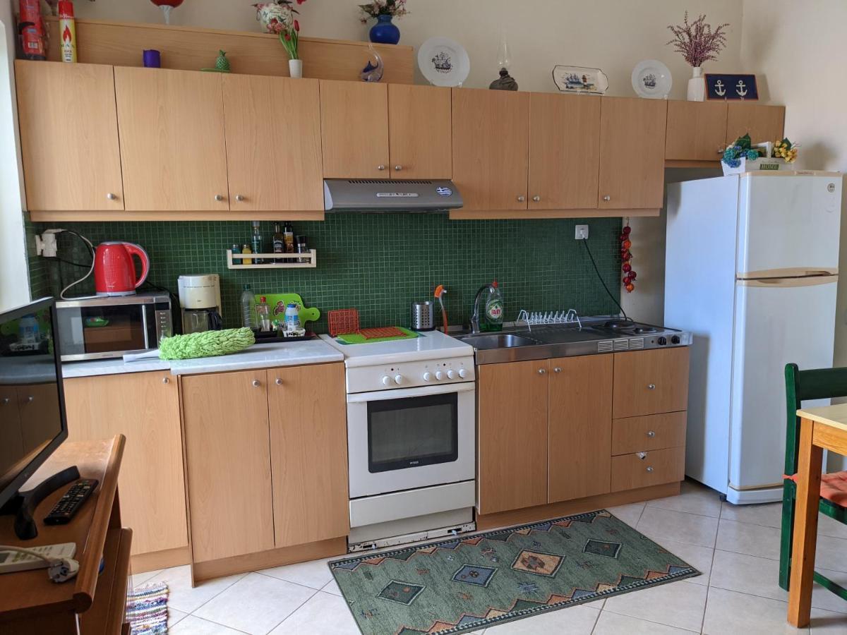 2-bedroom Blue & White House With Garden And * Platanias (Crete)