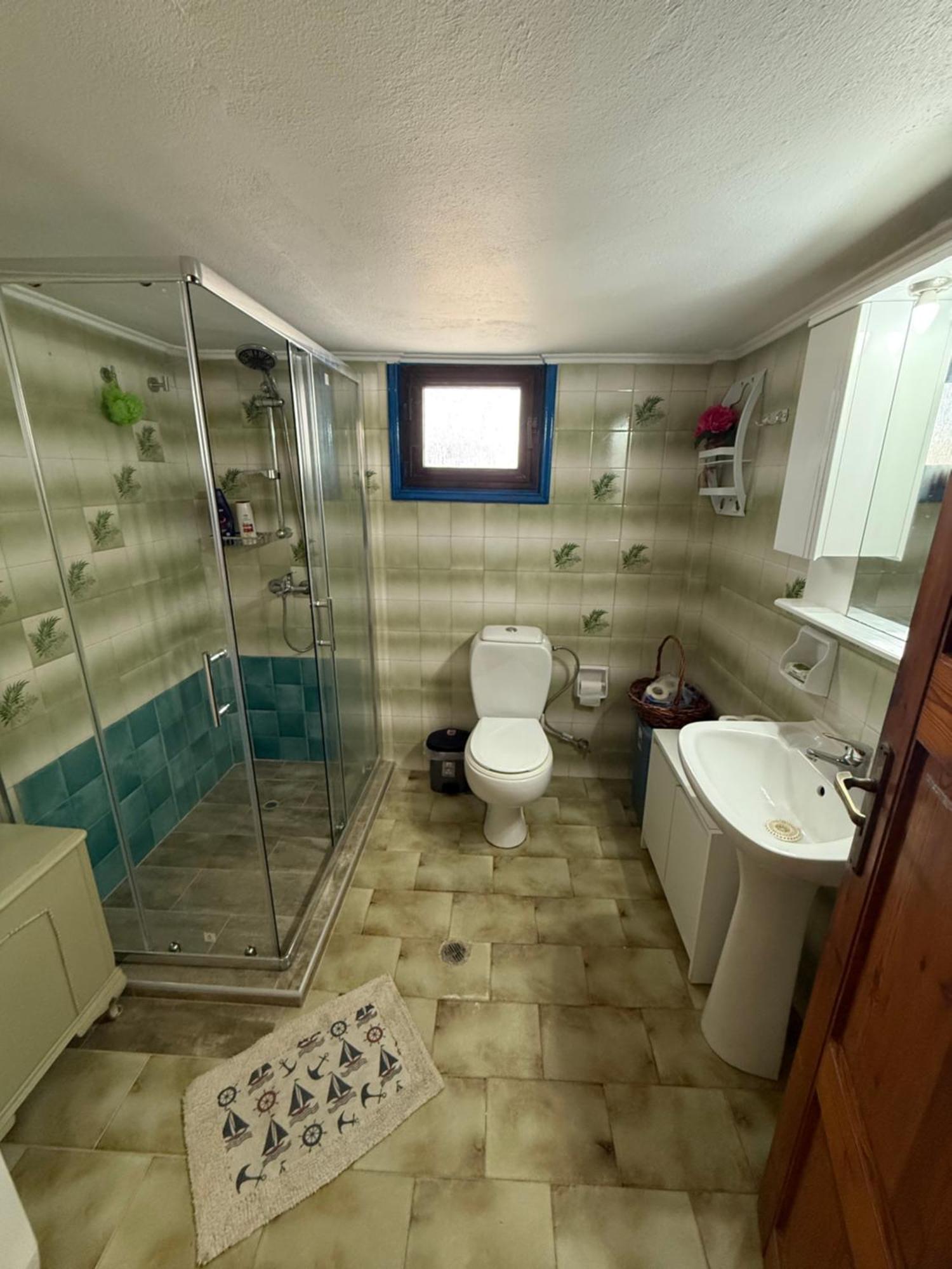 2-bedroom Blue & White House With Garden And Holiday home Platanias (Crete)